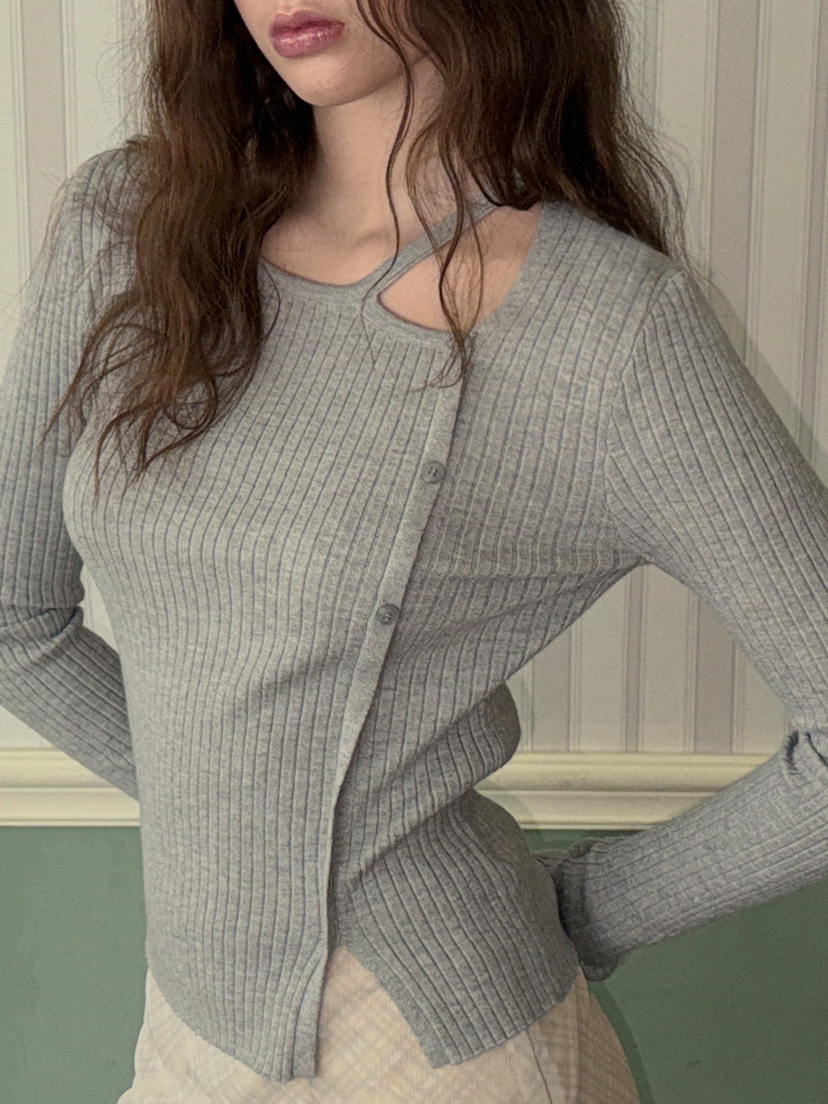 [TWEE] Marlon Asymmetrical Slit Button Long Sleeve Knit-1