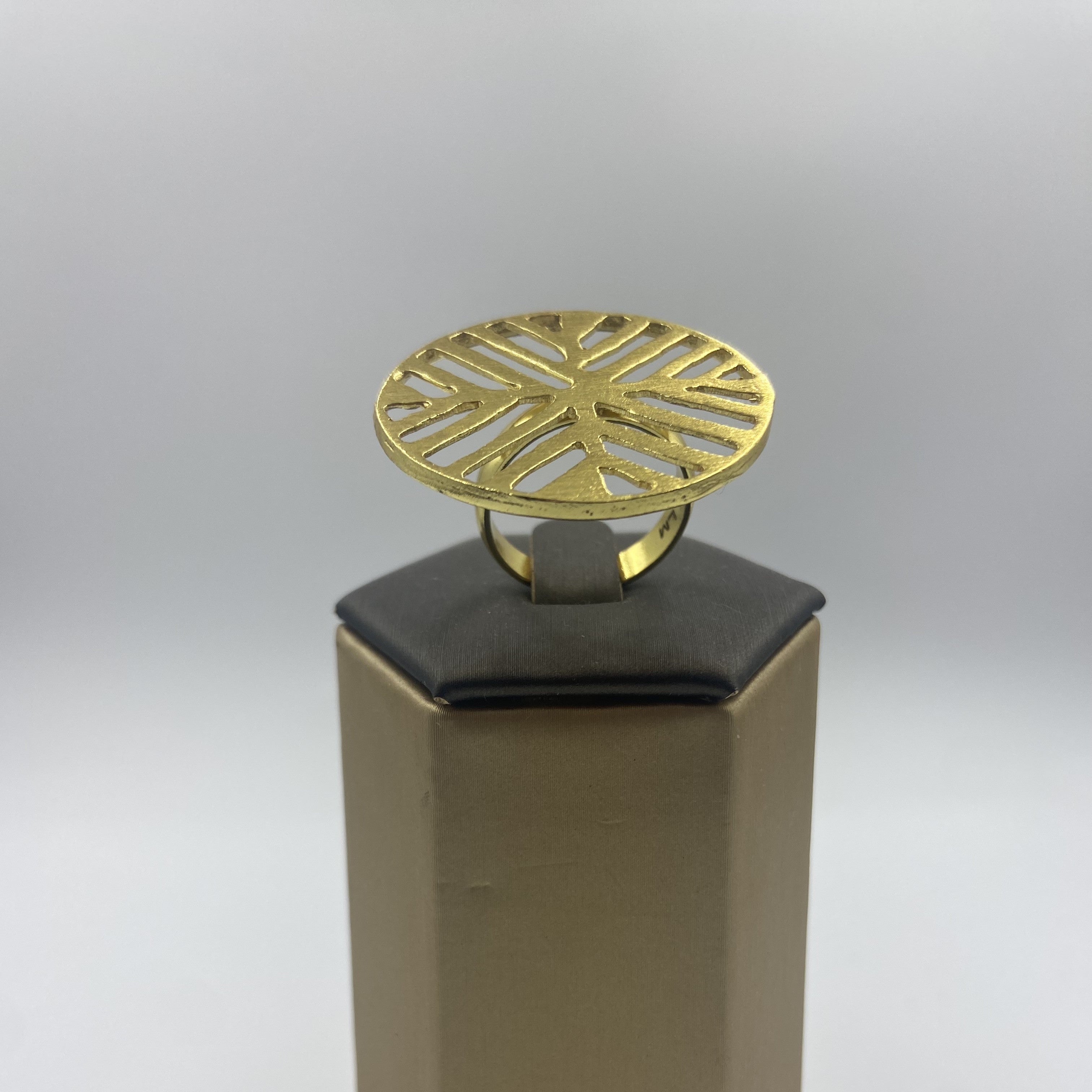 Anillo POEPOE bañados en oro - Diseño con carácter-3