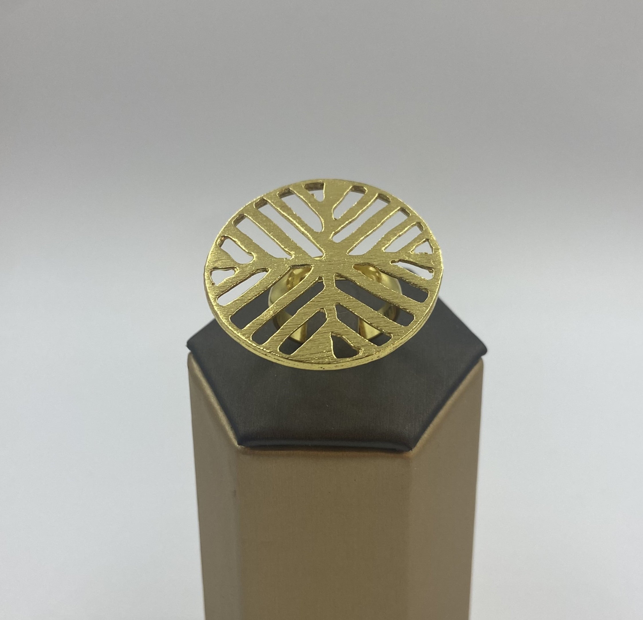 Anillo POEPOE bañados en oro - Diseño con carácter-4