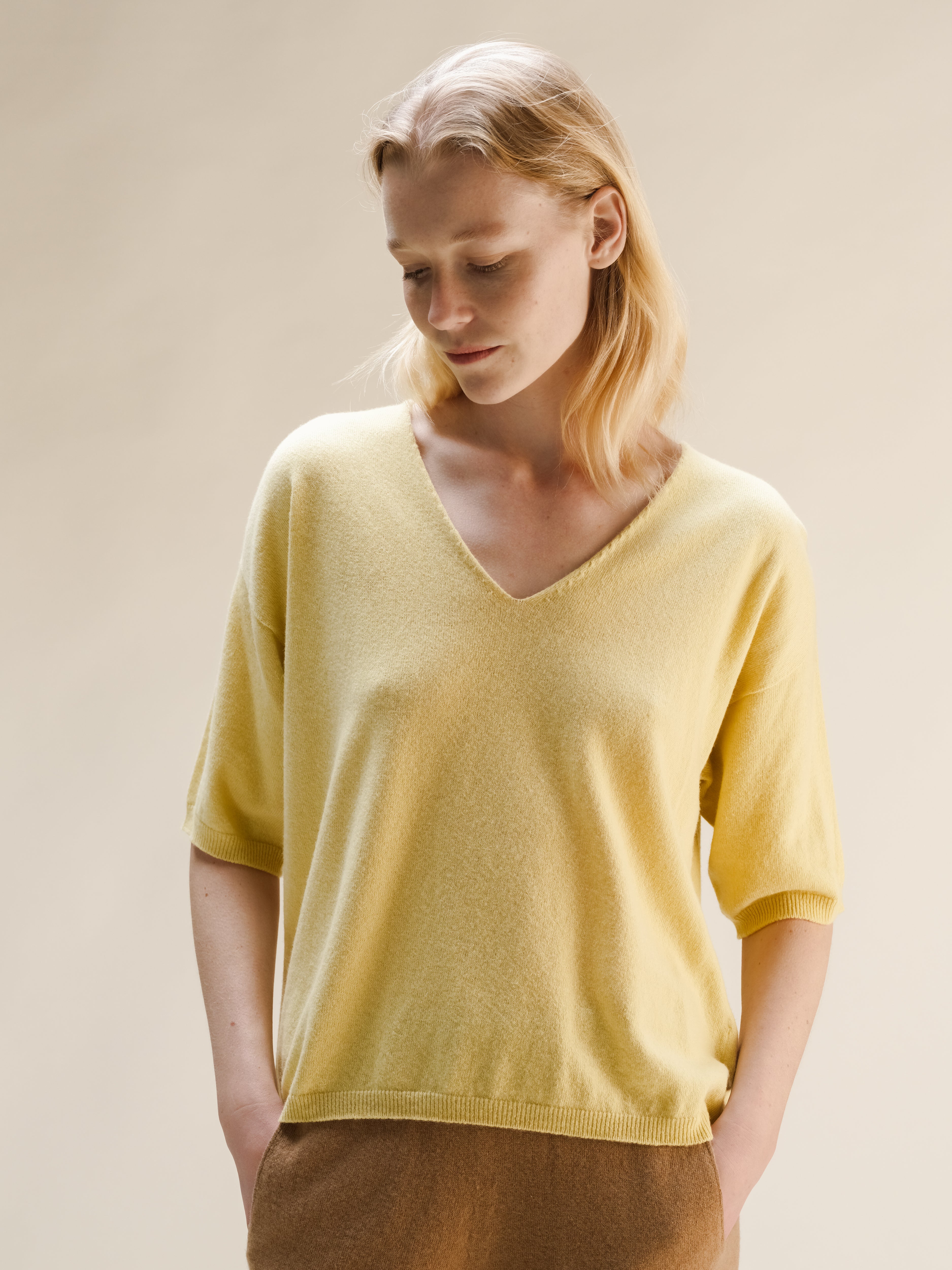 Camiseta de Cashmere Mezcla con Escote en V